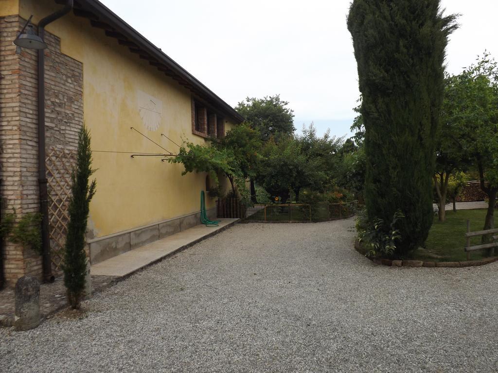 B&B Ai Tre Confini Monzambano Zewnętrze zdjęcie